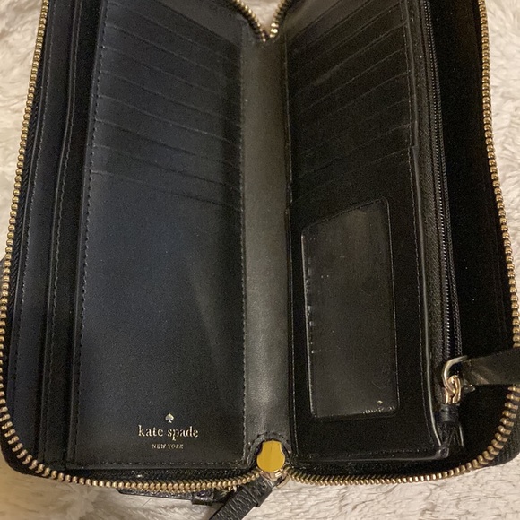 Kate Spade Large clutch wallet - Picture 4 of 7